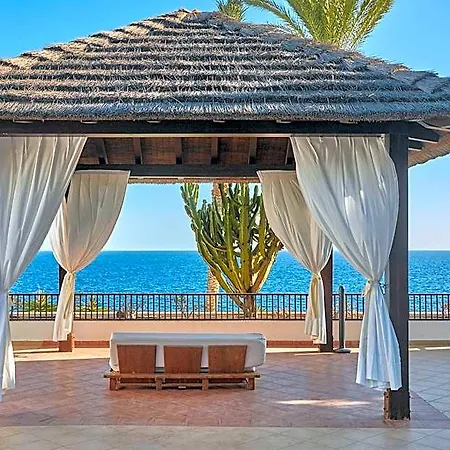 Secrets Lanzarote & - Adults Only Hotel
